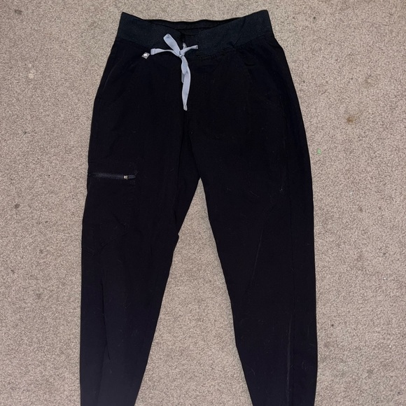 FIGS Scrub Pants - Picture 1 of 3